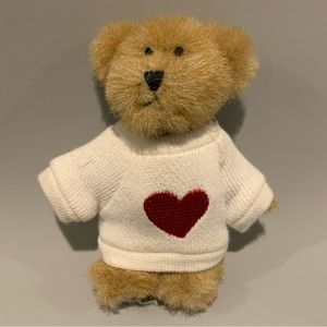 Boyds Bears 4" Valentine white sweater with heart with Tags~Archive Collection
